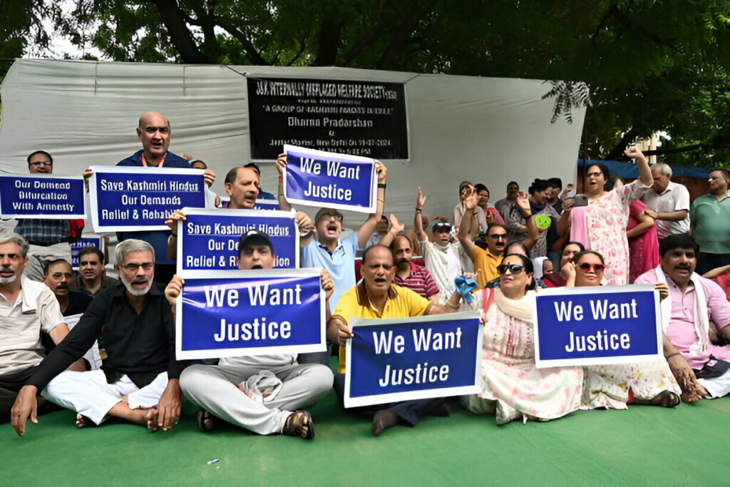 Kashmiri Pandits Protest at Jantar Mantar for Relief and Rehabilitation